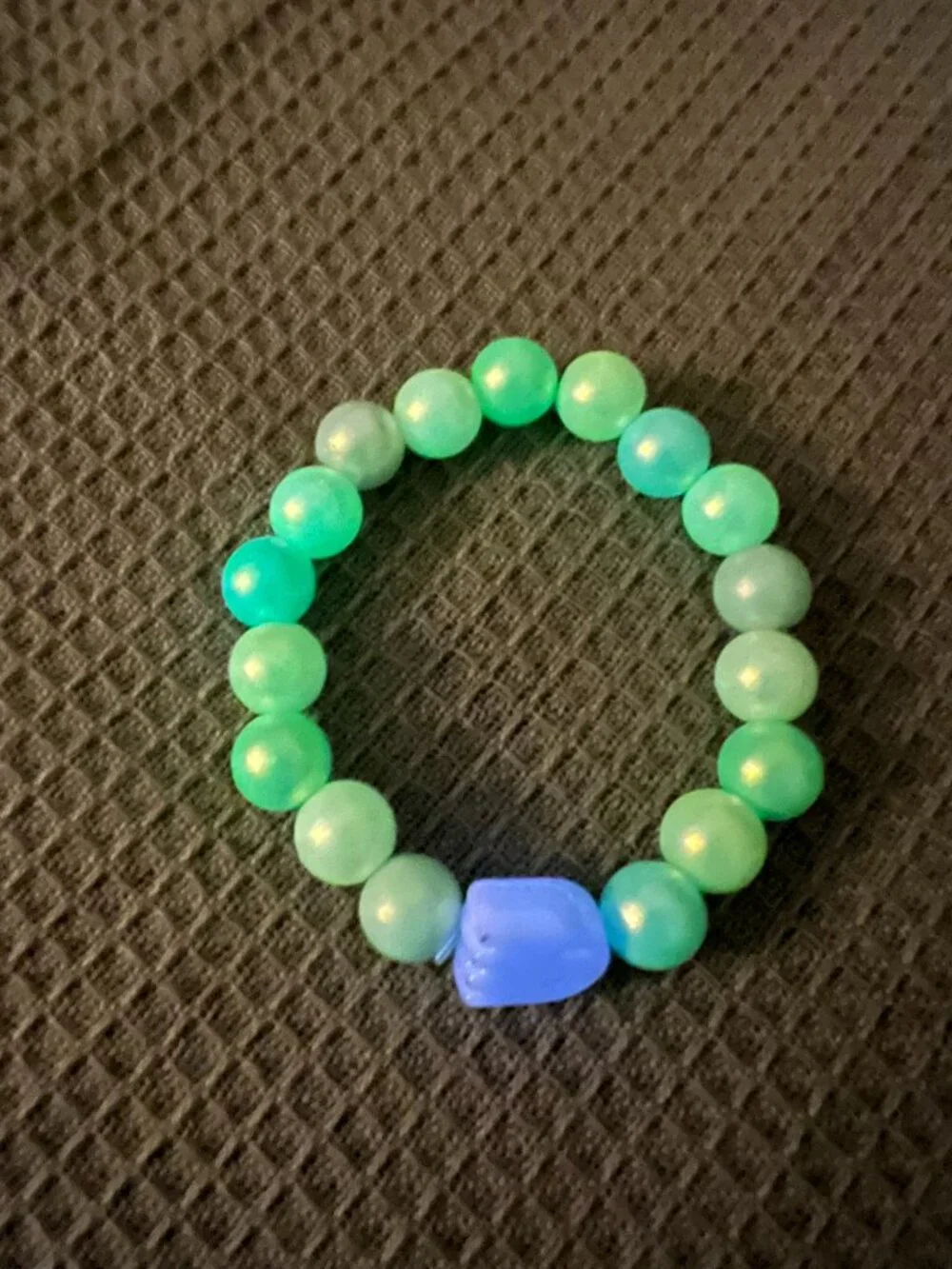 Designs by Forte Glow-In-The-Dark Ghost Pastel Pearl Stretch Bracelet